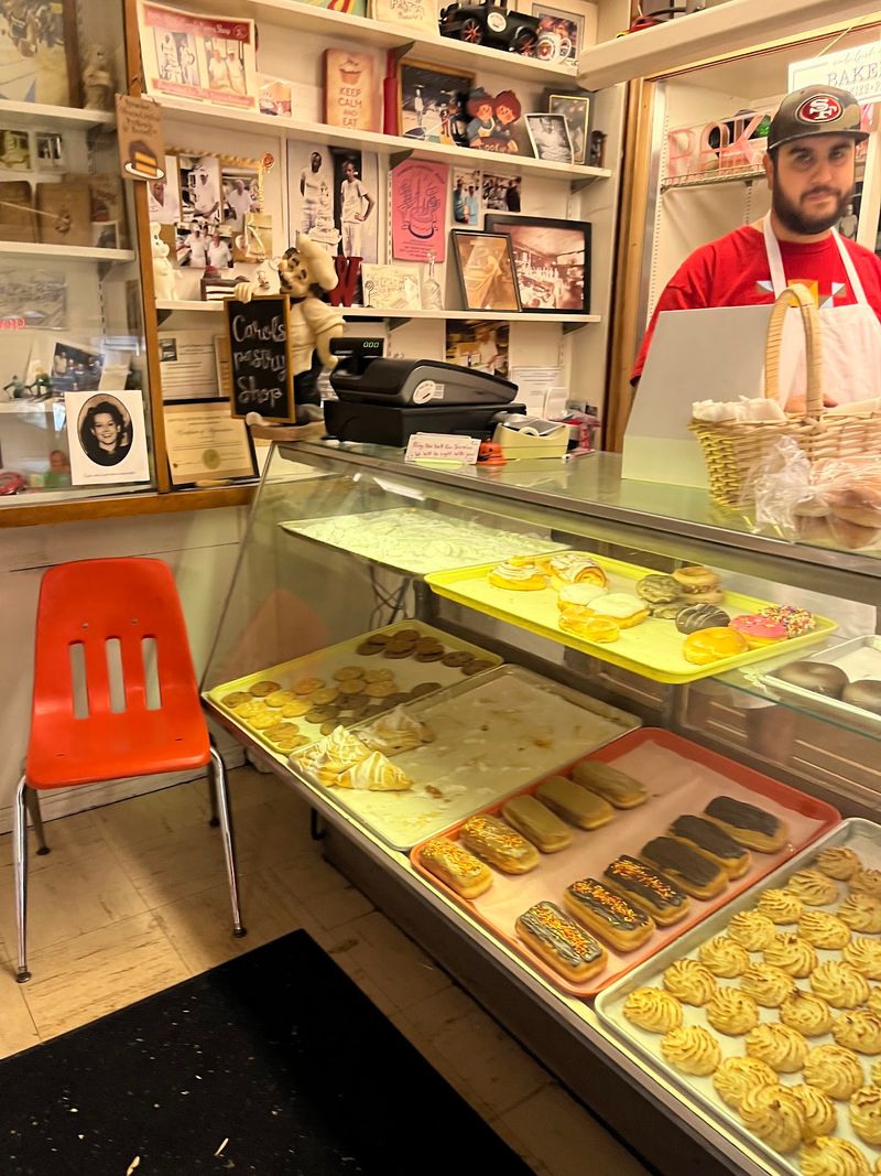 The Éclairs Explain A Lot
