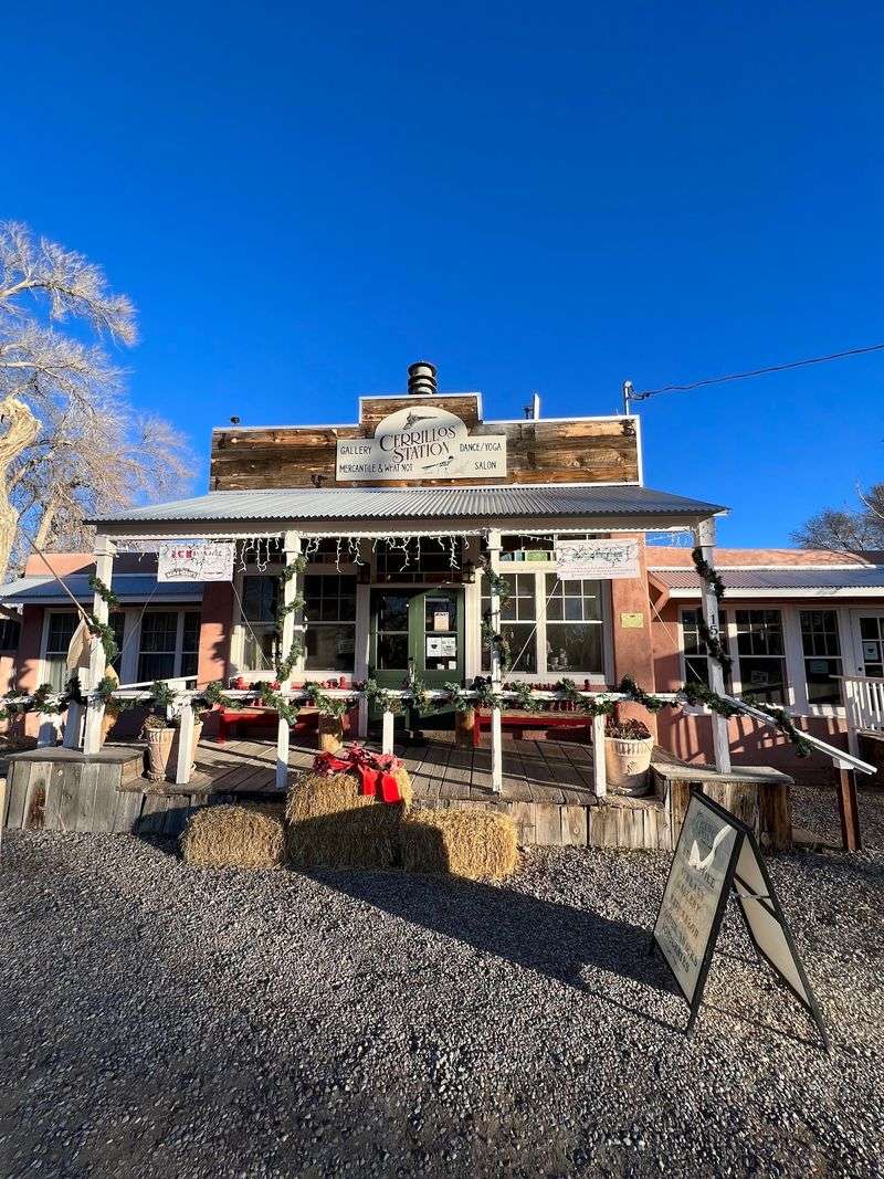 Cerrillos Station, Los Cerrillos
