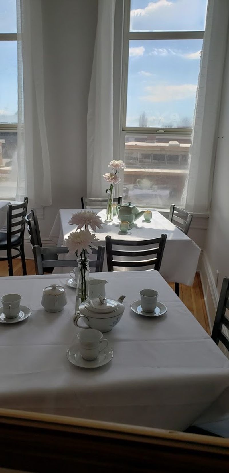 Small Groups Can Turn Tea Into An Occasion