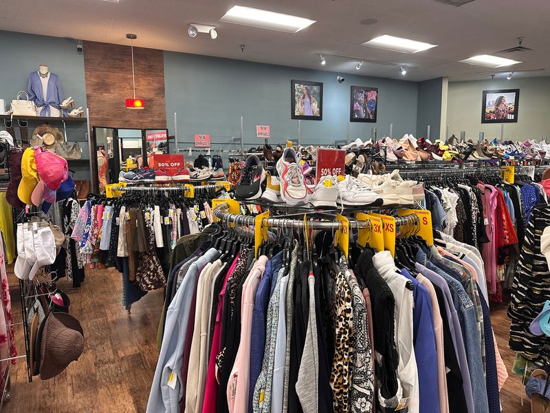 Style Encore, Overland Park