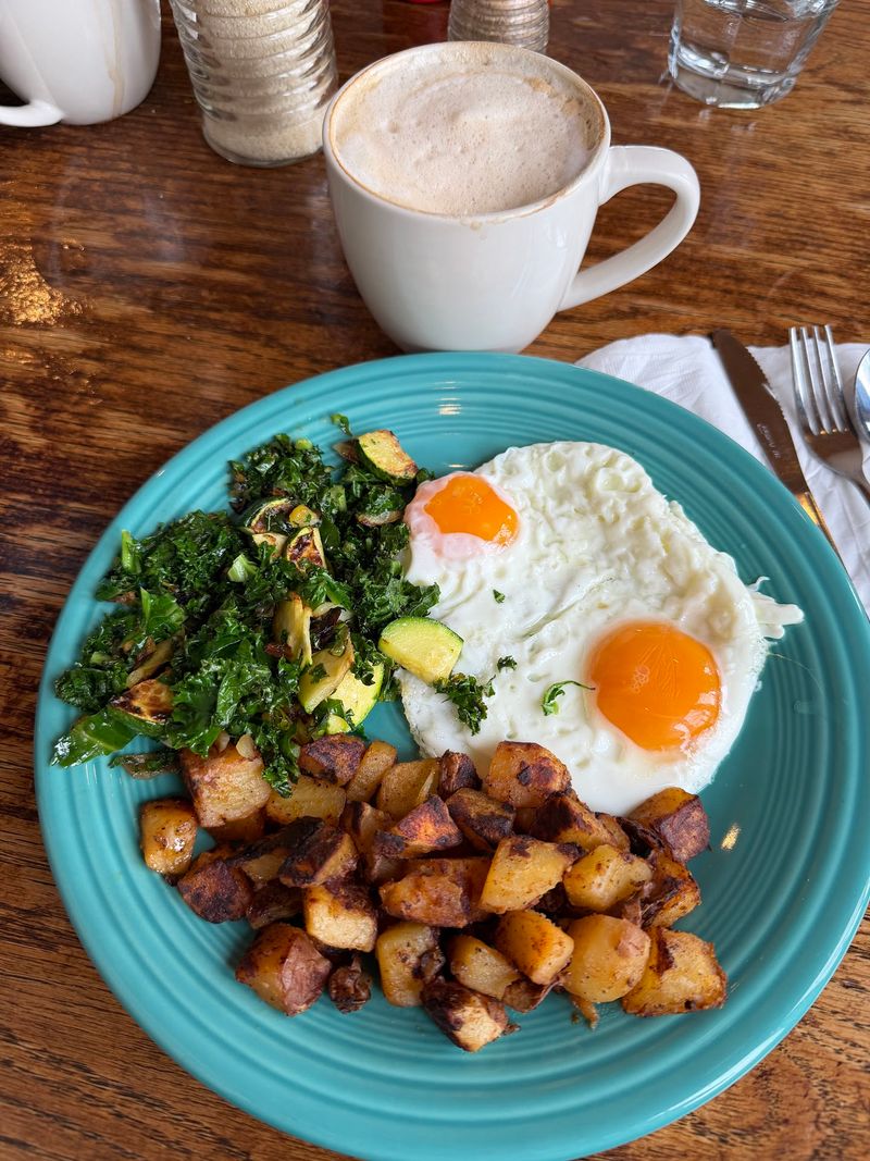 Breakfast Worth Setting an Alarm For