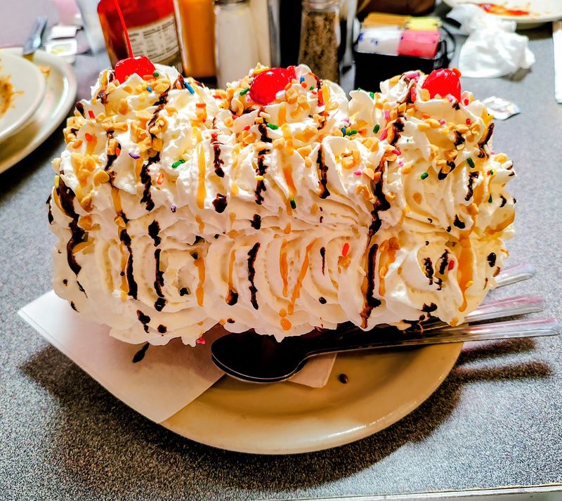 Pies, Cobbler, and the Banana Split Crowd