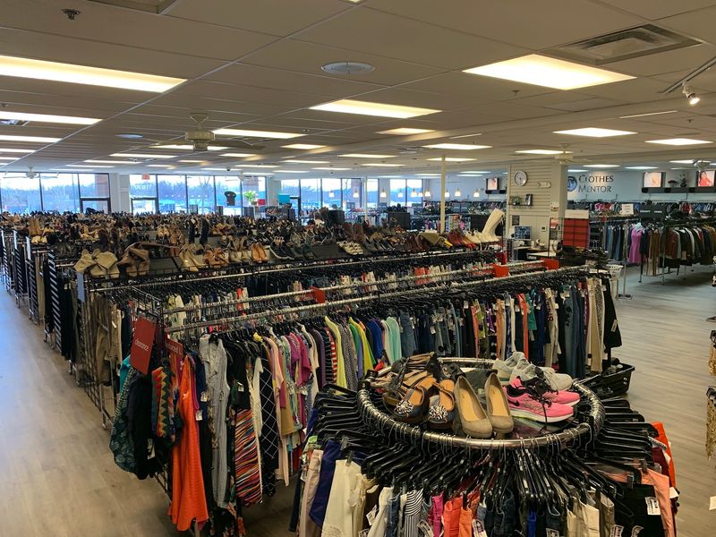 Clothes Mentor, Overland Park