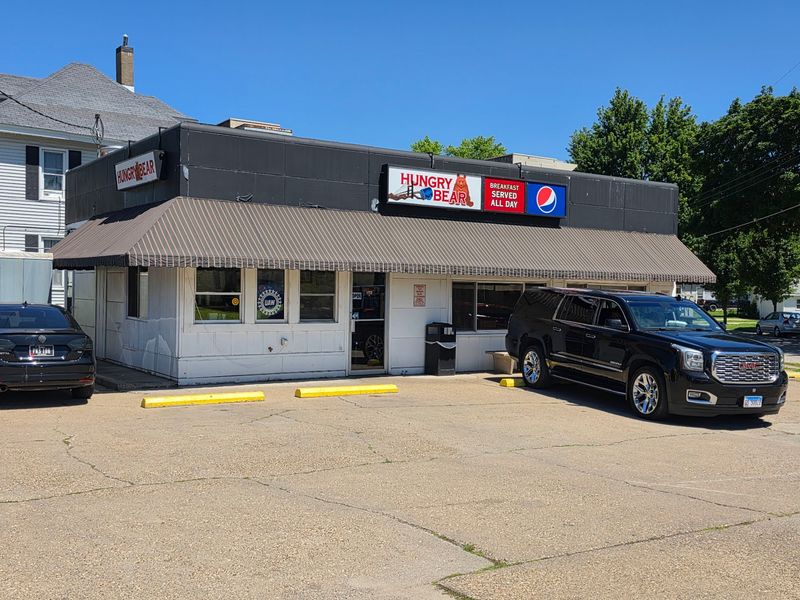 Hungry Bear, Burlington
