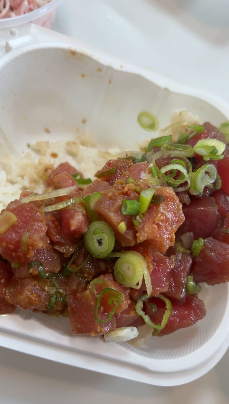 Makai Poke & Musubi, Jacksonville, FL