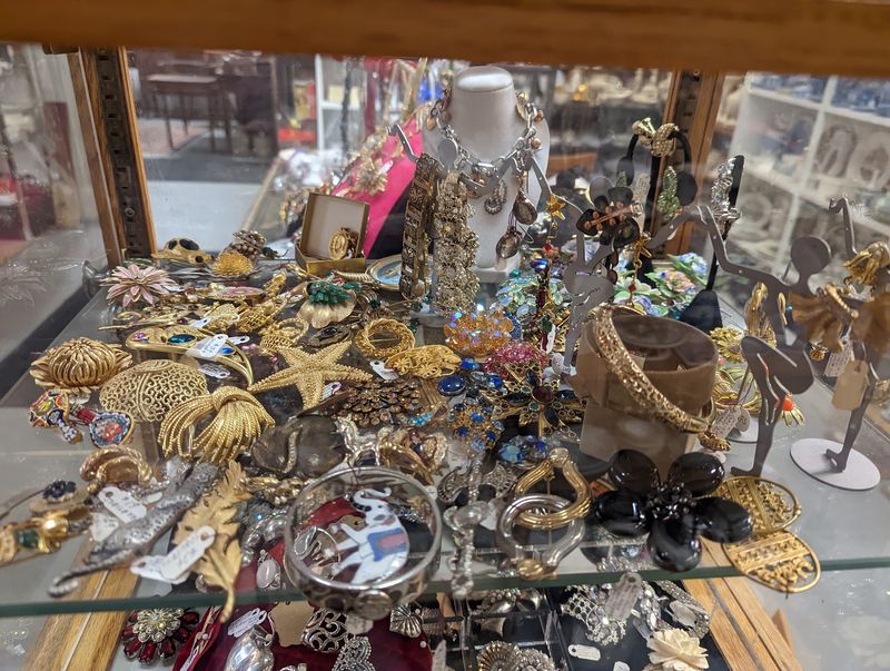 Gordonsville Has More Antique Shopping Beyond One Stop