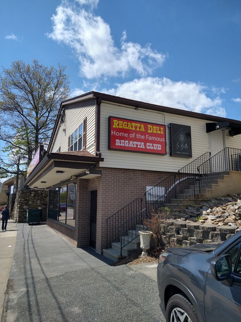 Regatta Deli