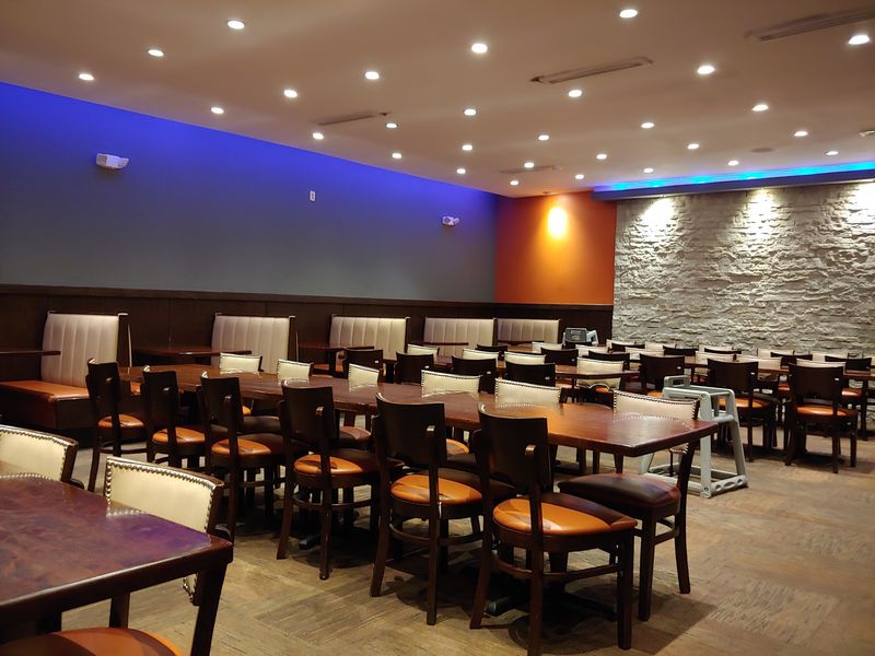 Daily Hours Give Lunch And Dinner Plenty Of Room