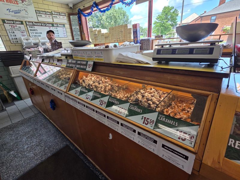 Heggy's Chocolates and Local Treasures