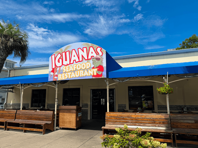 Iguanas Seafood Restaurant