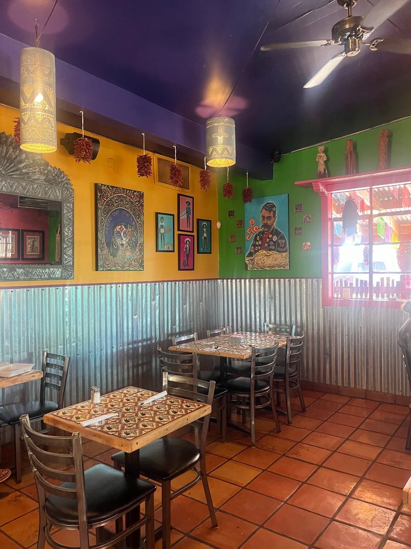 Orlando's, Taos