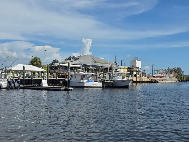 Boats, Breezes, and a Front-Row River View