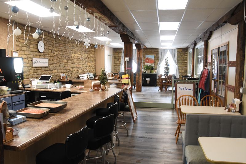 Driftwood Diner, Guttenberg