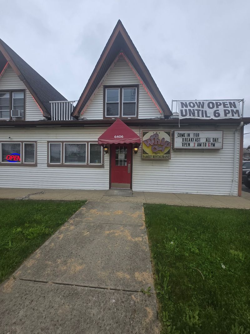 A Diner With Roots on Pearl Road