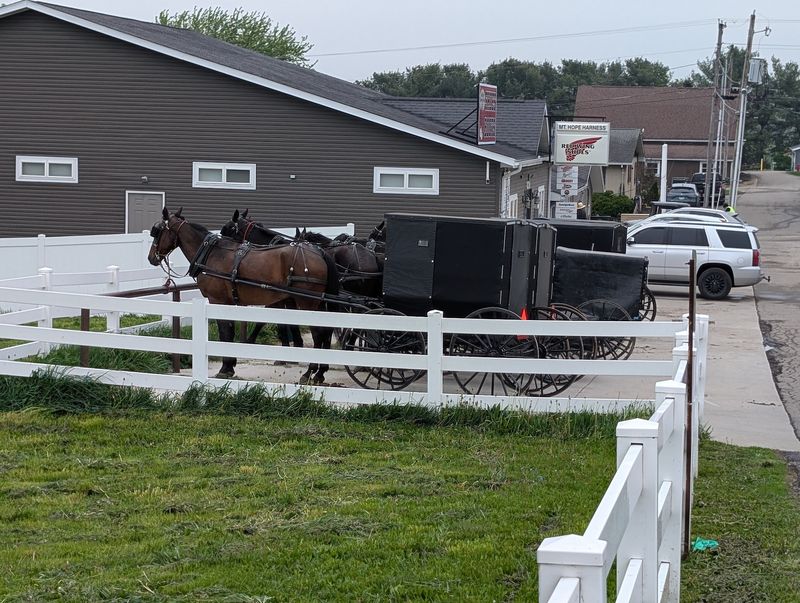 A Country Table Tucked into Amish Country