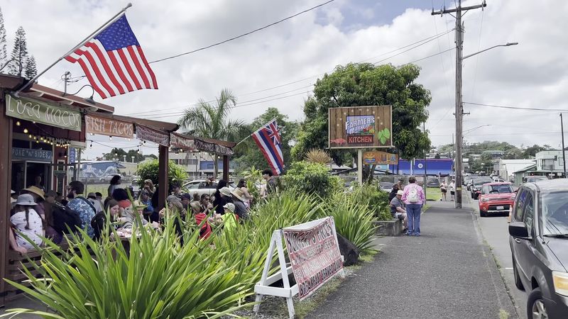 Downtown Hilo Makes The Market Easy To Work Into The Day
