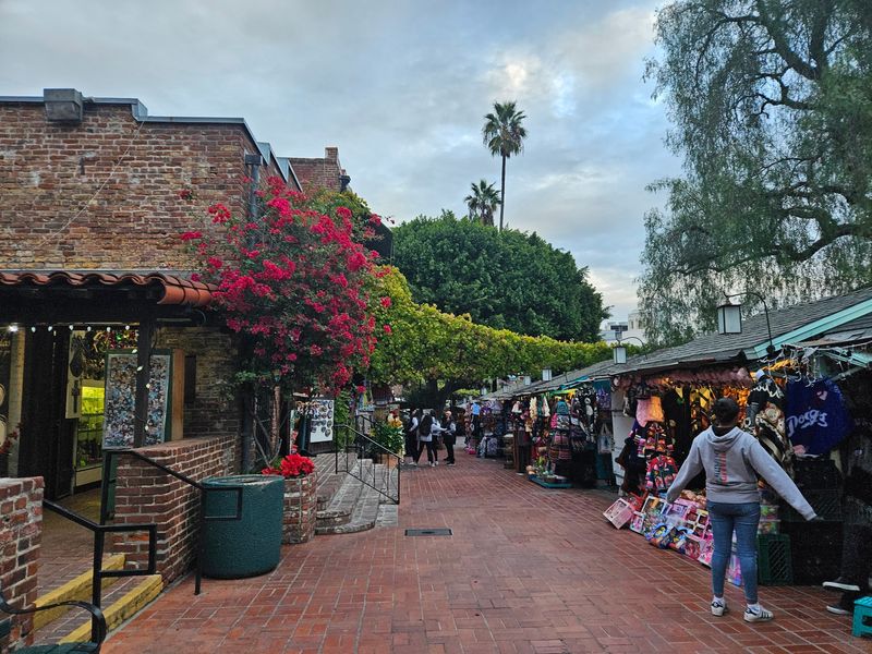 Television Fame and Street-Side Atmosphere