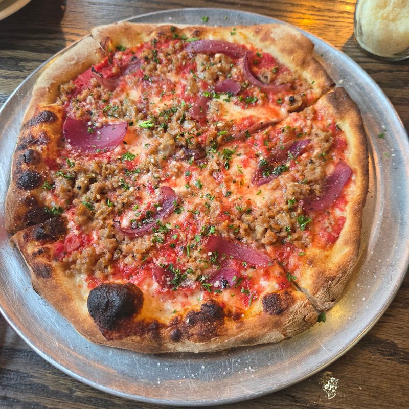 The Pizza Keeps Tables Ordering More