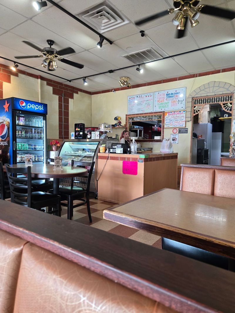 M.I.F. Deli, Wichita