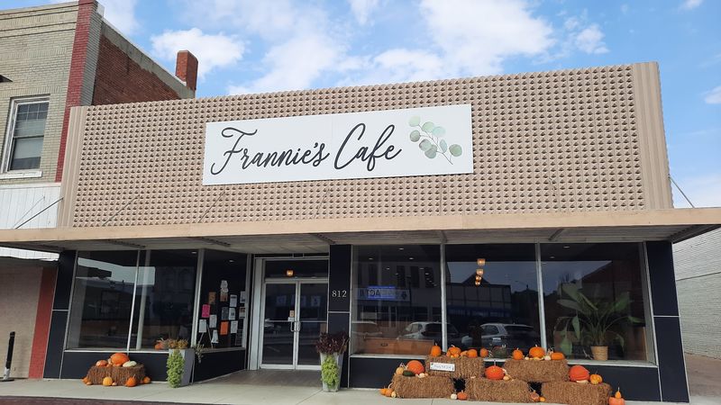Frannie's Cafe, Onawa