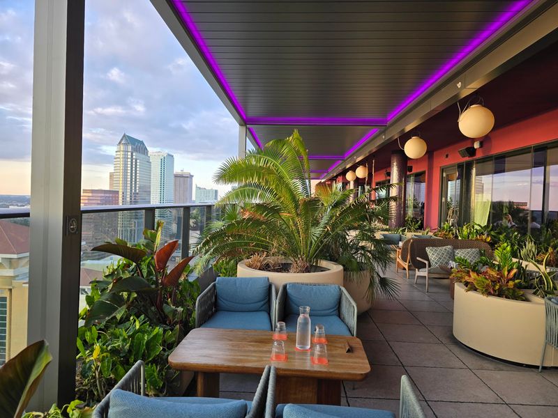 Beacon Tampa Rooftop Lounge, Tampa