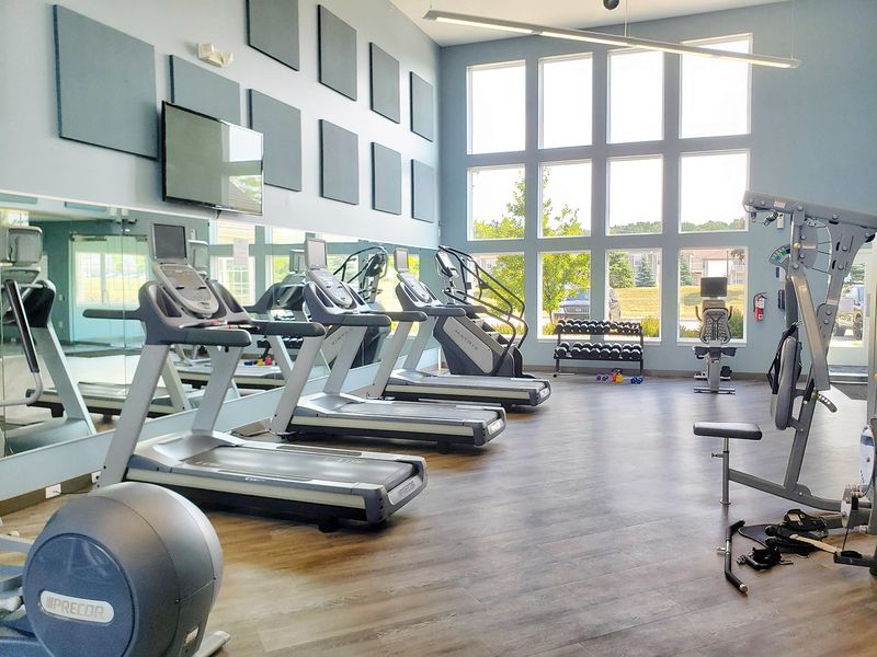 A Pool and Fitness Center Worth Bragging About