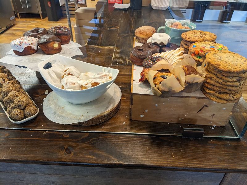 Gluten-Free and Dairy-Free Treats Share the Spotlight