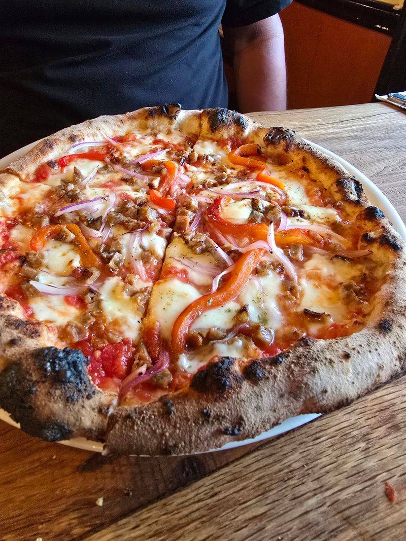 Wood-Fired Pizza Gives The Table Another Direction