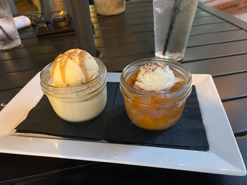 Peach Cobbler That Closes Every Meal Perfectly