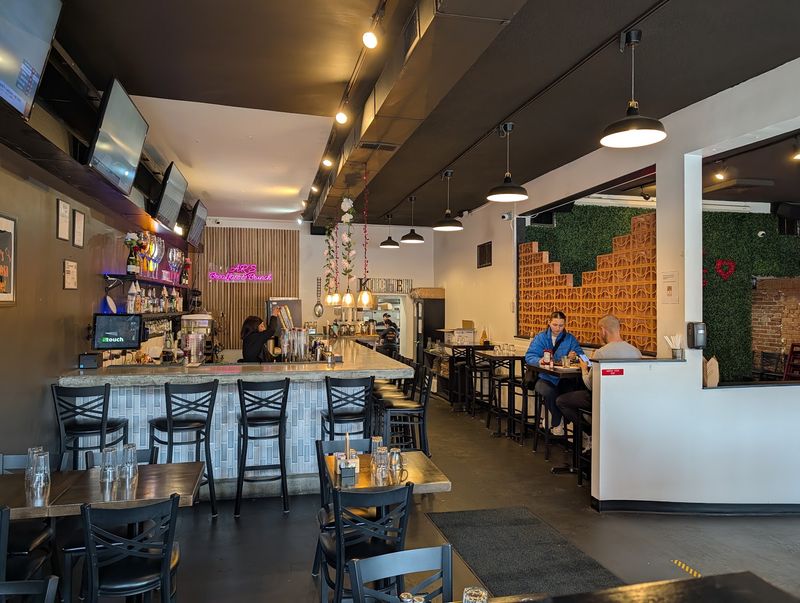 AR's Breakfast & Brunch