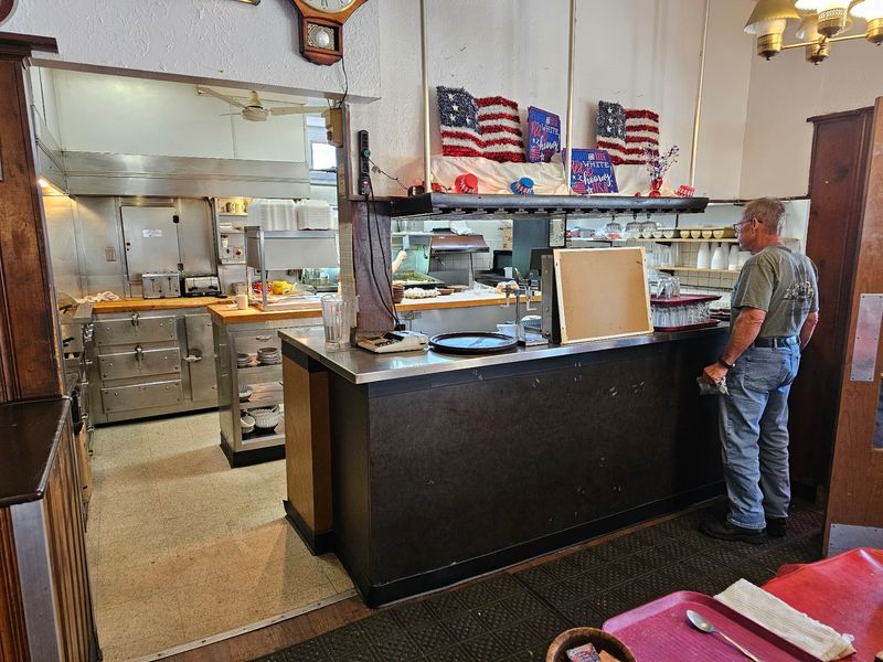 A Zabiha Halal Menu That's Hard to Find Nearby