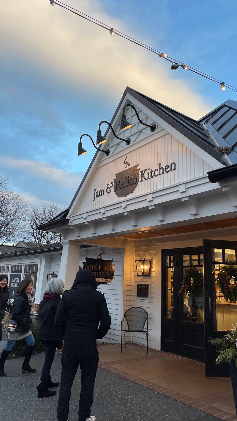 A Slice-and-Stroll Kind of Verdict