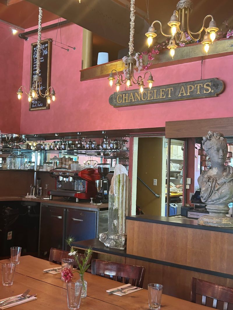 Why This Petaluma Gem Earns The Detour