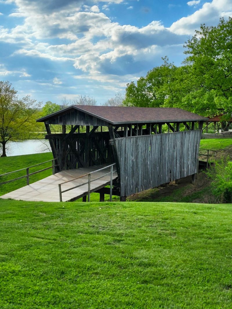 Marysville Covered Bridge And Marion County Park Drive, Knoxville
