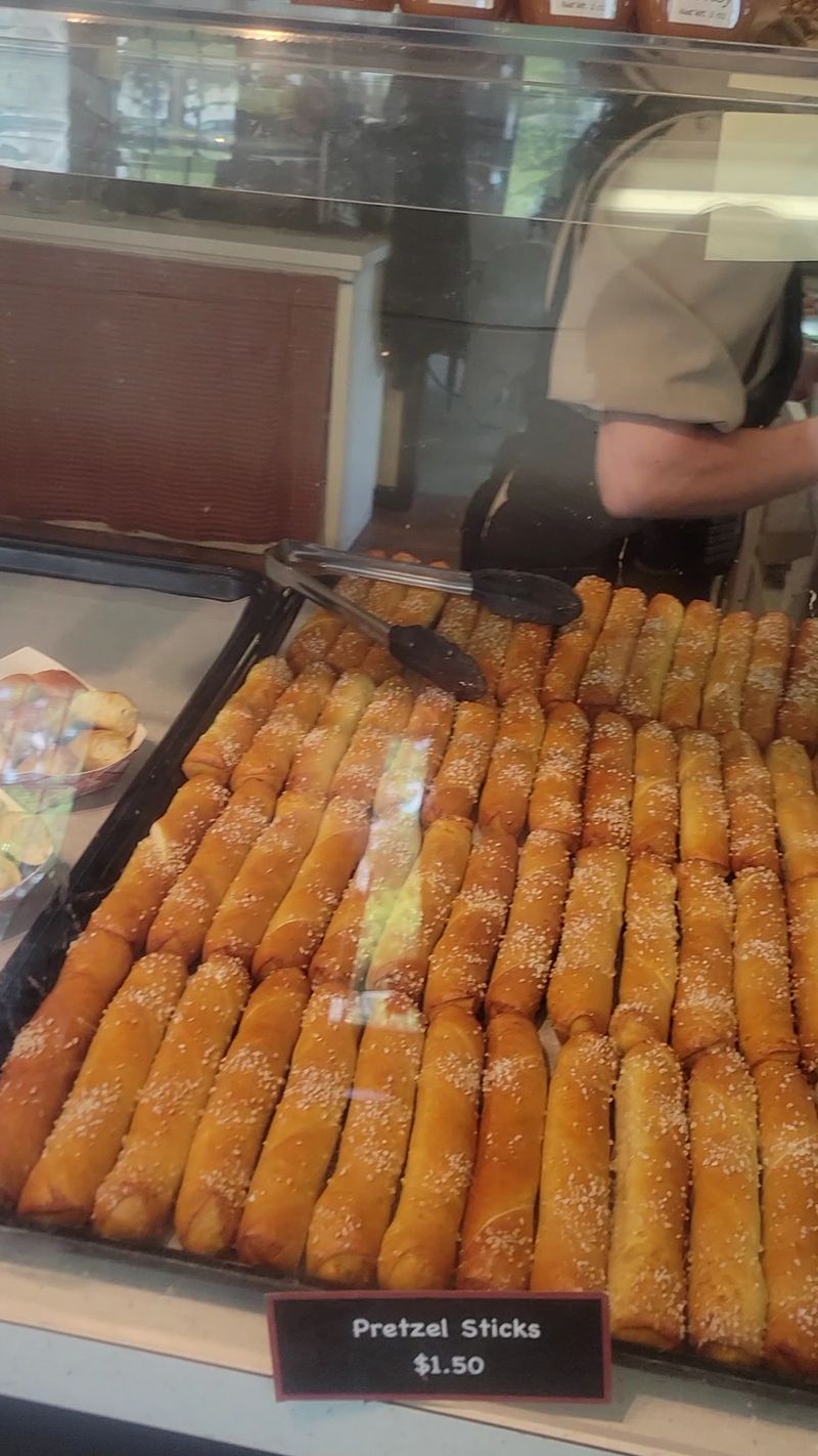 Dutch Country Soft Pretzels