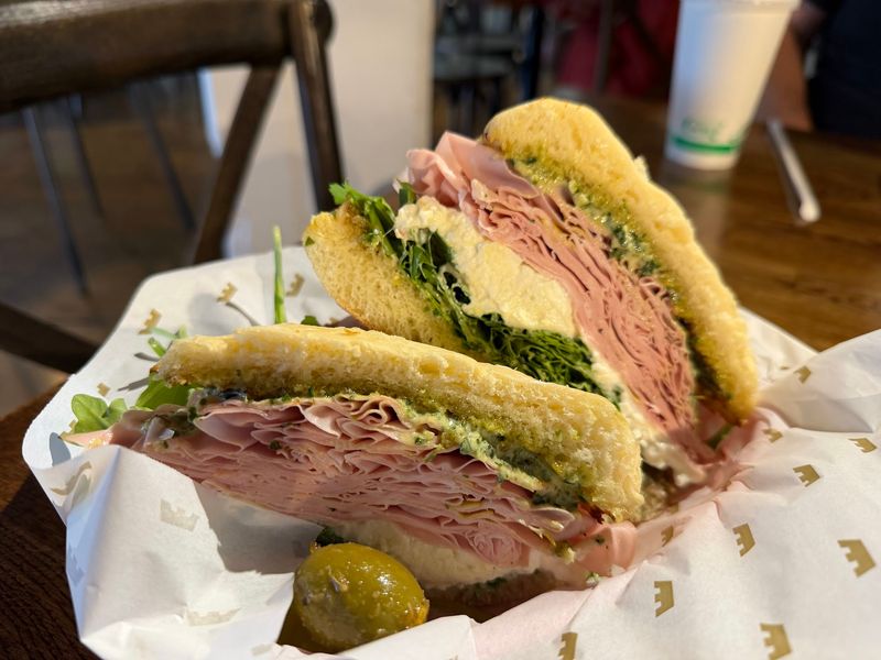 Sandwiches Give The Market A Lunch Hour Rhythm