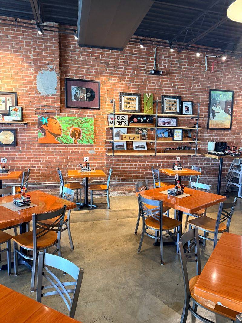 A Comfort-Food Hub Tucked Into the Garland Building