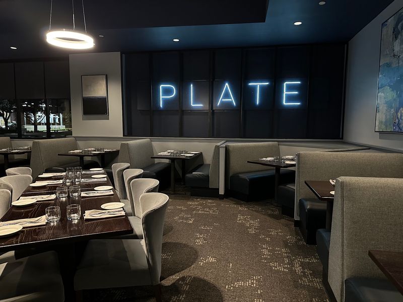 Plate Italiano Moderno