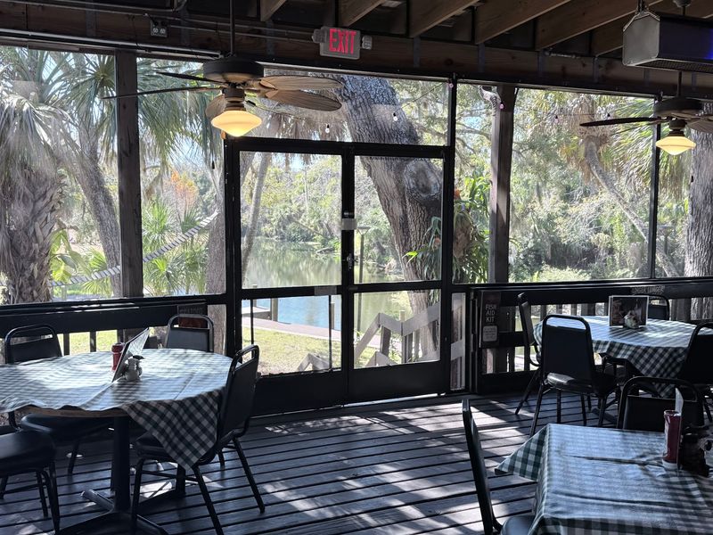 Linger Lodge Restaurant & Bar, Bradenton, FL