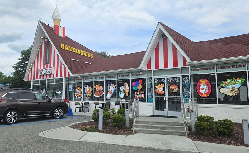 Red Rooster Drive-In