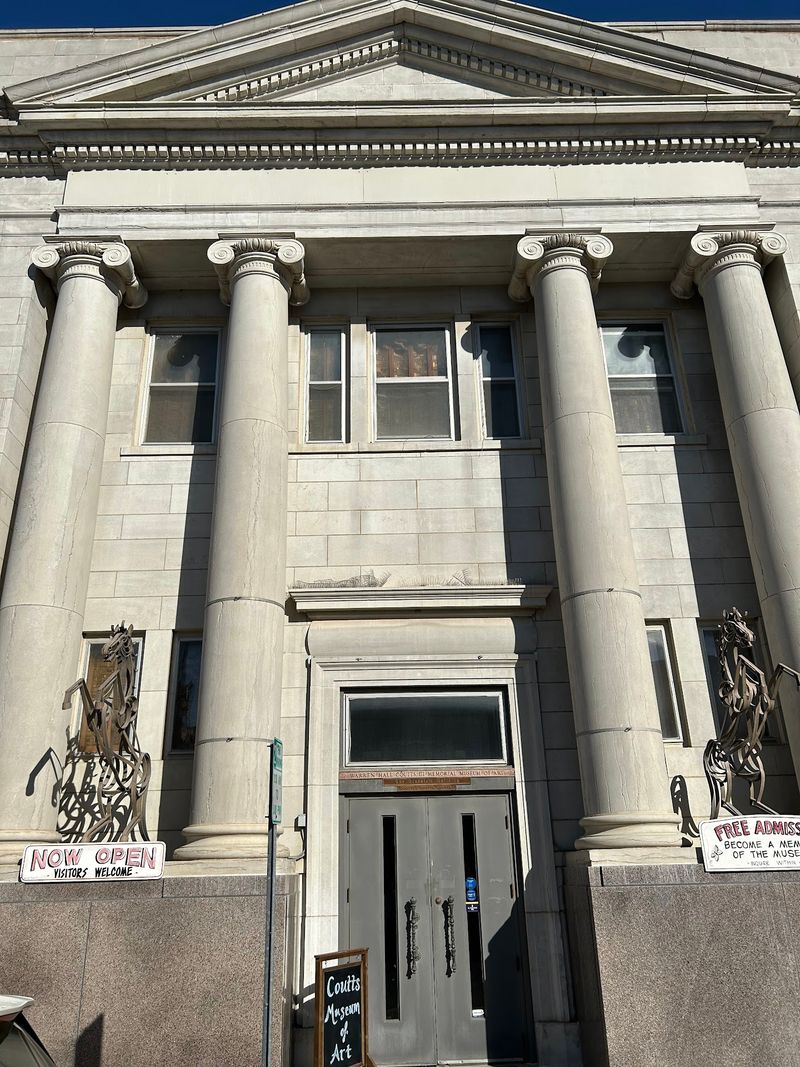 Coutts Museum of Art, El Dorado