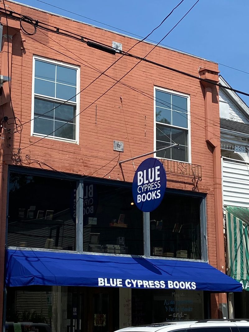 Notice The Store's Second Life