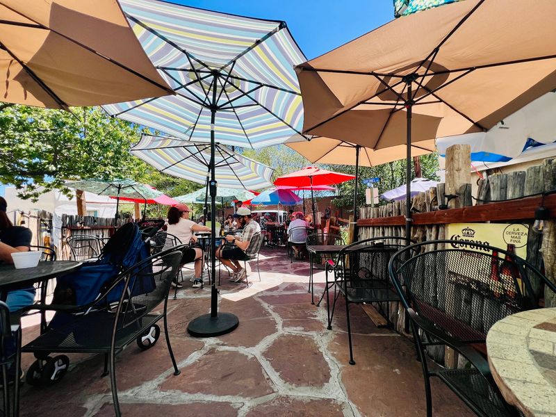 La Cueva Cafe, Taos