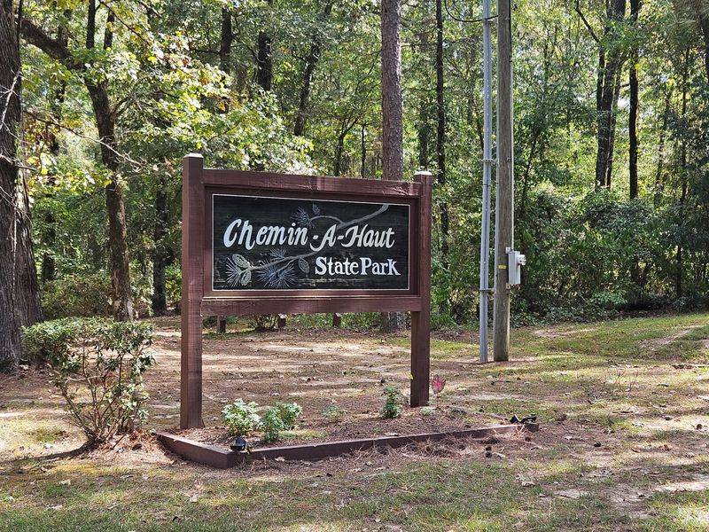 Chemin-A-Haut State Park