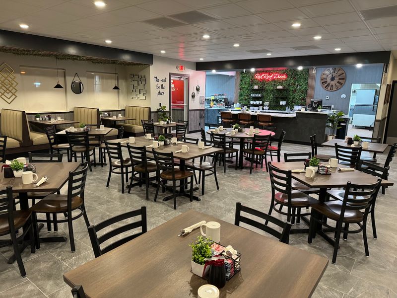 Red Roof Diner, Peosta