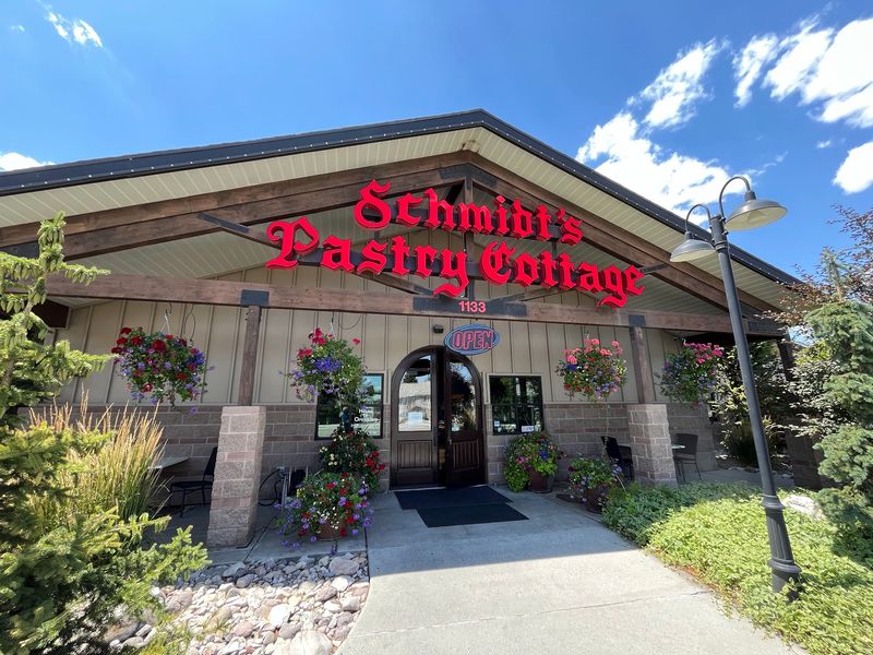 Schmidt's Pastry Cottage, South Jordan