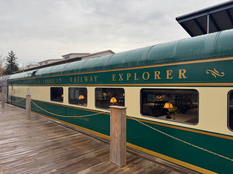 First-Class and Platinum Cars for Special Occasions