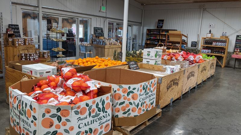 The Produce Market Keeps The Visit Grounded