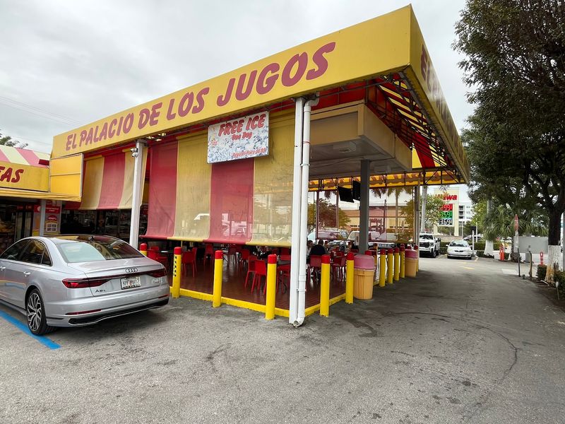 El Palacio de los Jugos