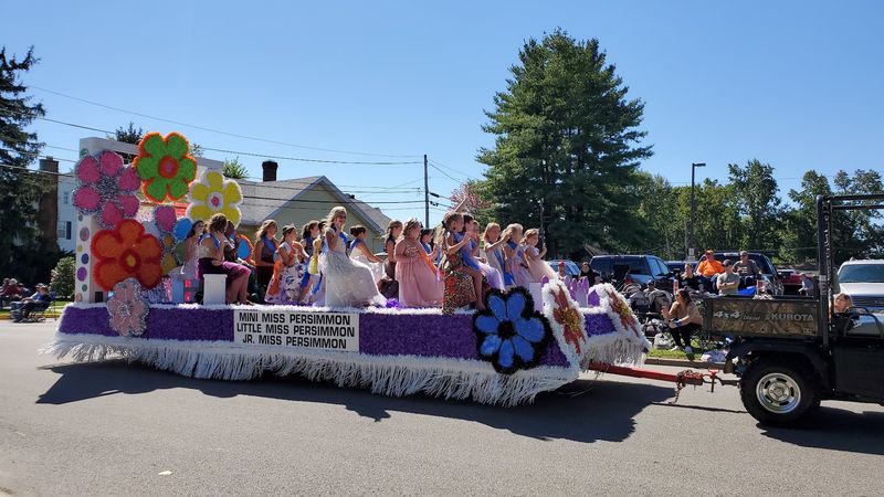 The Grand Parade Gives Saturday A Clear Anchor